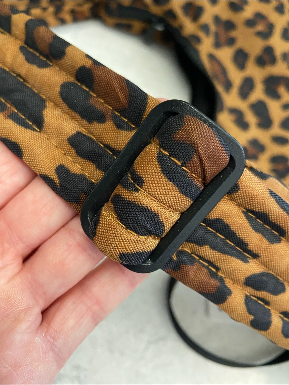 BAGGU Leopard-Print Nylon Shoulder Bag in Brown and Black, Adjustable Strap. - Picture 8 of 16